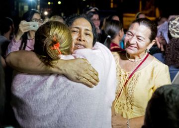 Maduro libera a la primera treintena presos políticos en la víspera de Navidad