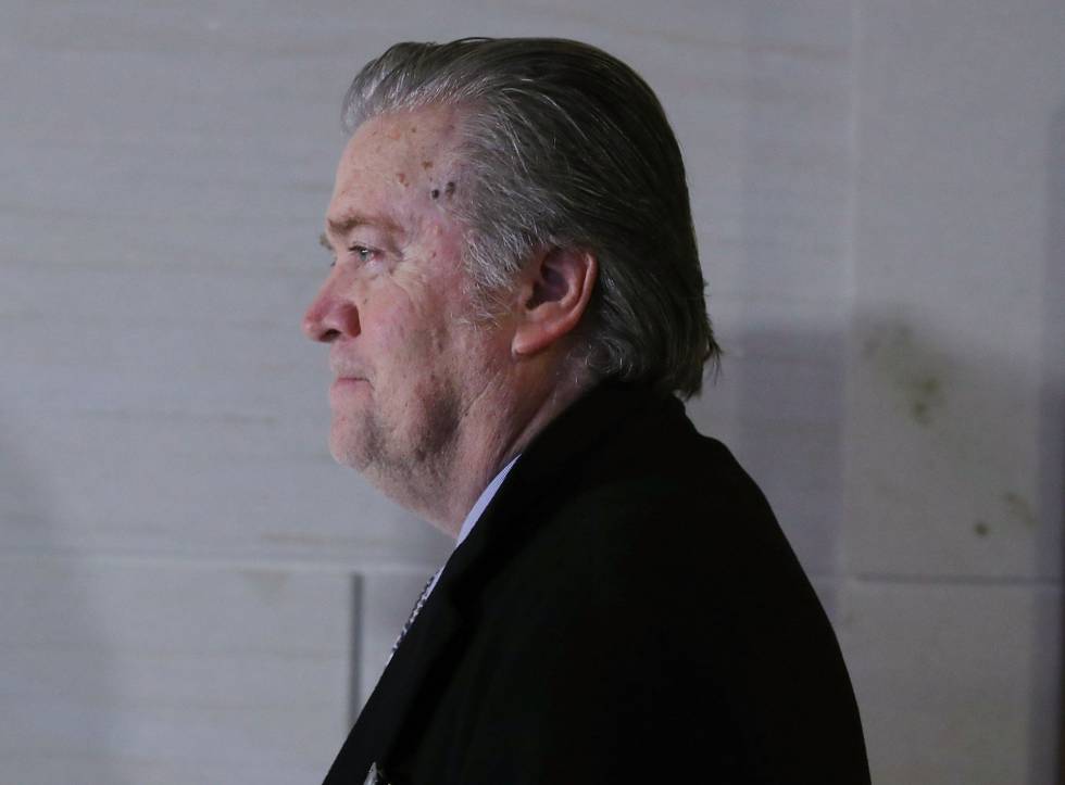 El exestratega radical de Trump declarará ante el gran jurado por la trama rusa El exestratega radical de Trump declarará ante el gran jurado por la trama rusa