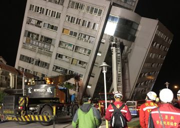 Un terremoto de 6,4 en Taiwán deja al menos seis muertos y más de 200 heridos