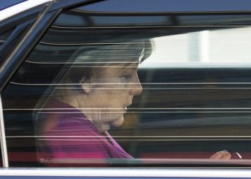 Merkel e Schulz selam coalizão ampla para governar a Alemanha