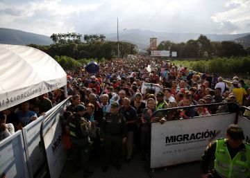 EE UU destina 2,5 millones de dólares a la asistencia de los venezolanos que huyen a Colombia