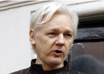 La justicia británica mantiene la orden de detención contra Assange
