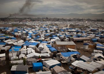 Tres empleados de Oxfam amenazaron a un testigo del escándalo sexual en Haití