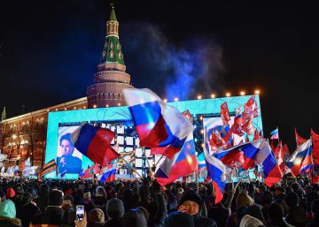 Putin venç amb més del 76% dels vots en unes eleccions a la seva mida
