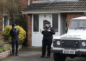 La policía cree que el primer contacto de Skripal y su hija con el agente nervioso fue en su casa