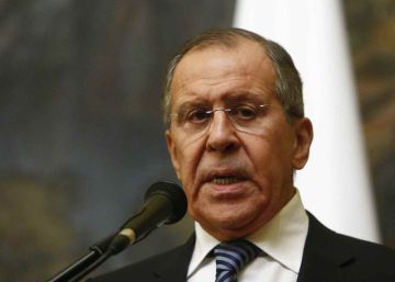 Moscú replica a EE UU con la expulsión de 60 diplomáticos