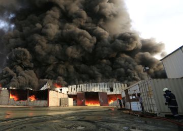 Un incendio en Yemen arrasa decenas de toneladas de ayuda humanitaria