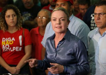 La derrota en el Supremo obliga al partido de Lula a replantearse su candidatura