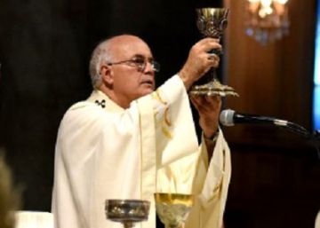 La Iglesia argentina prohíbe a los curas tocar a los niños para prevenir abusos