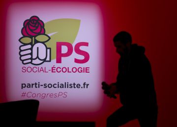 Socialistas franceses enfrentam o perigo da irrelevância