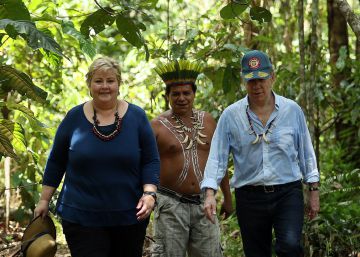 Santos encuentra oxígeno en el Amazonas en medio de la crisis del proceso de paz