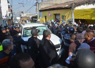 Un funcionario electoral es linchado en Puebla