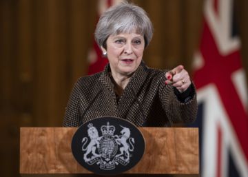 May defiende su participación en el ataque sirio ante las críticas de Corbyn