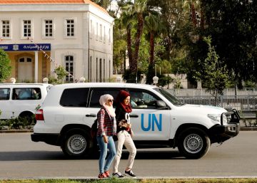 Los inspectores entran en Duma 10 días después del ataque con armas químicas, según Damasco