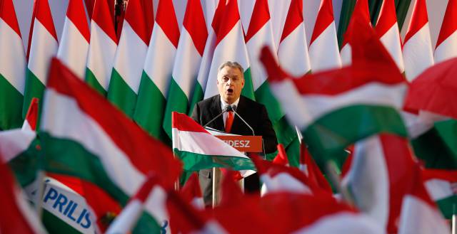 Viktor Orbán, en un mitin en abril pasado.