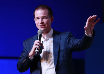 Anaya lanza un alegato a favor de los empresarios ante la plana mayor de las finanzas mexicanas