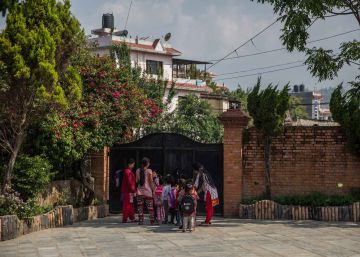 El fundador de una premiada ONG de ayuda infantil, acusado en Nepal de pederastia