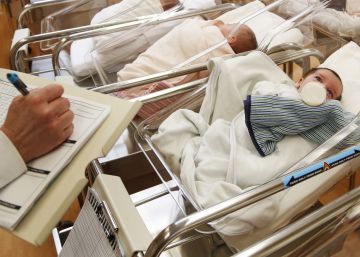 EE UU registra el menor número de nacimientos en 30 años por razones económicas