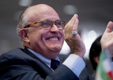Giuliani dice que el fiscal de la trama rusa concluirá la investigación por obstrucción el 1 de septiembre