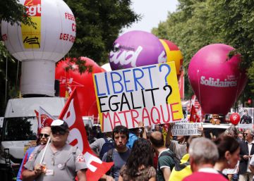 La izquierda francesa pierde fuerza en su movilización contra Macron
