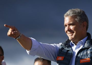 Iván Duque, entre el impulso y la sombra de Uribe
