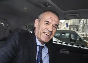 El presidente de Italia encarga formar Gobierno a un exdirectivo del FMI