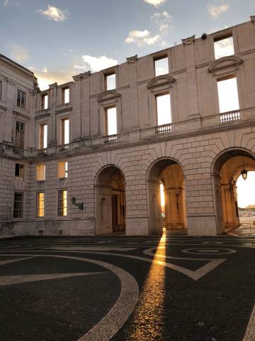 El palacio inacabado de Ajuda.