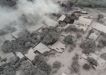 Guatemala: un volcán y una ciudad en pánico