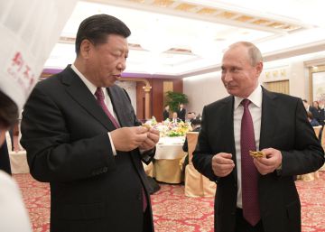 Xi y Putin exhiben su amistad frente a las divisiones en el G7