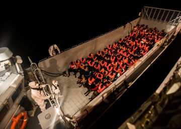 Itália anuncia que fechará seus portos a barco de resgate com 600 migrantes