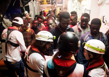 600 persones a la recerca d’un port