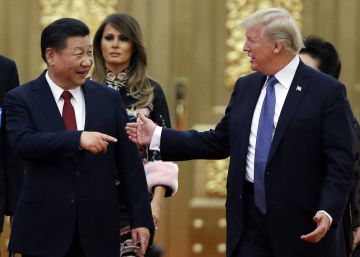 Trump aprueba los aranceles sobre China y amenaza con más gravámenes