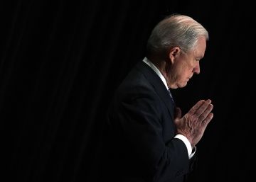 El Gobierno de Trump cita la Biblia para justificar la separación de niños y padres indocumentados en EE UU