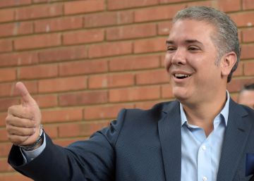 Colômbia dá uma guinada à direita com eleição do conservador Iván Duque