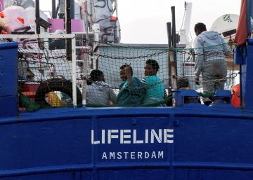 Todos pendientes del Lifeline