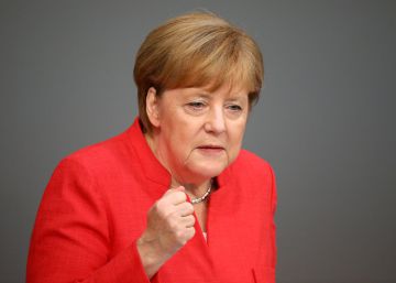 A dolorosa metamorfose de Merkel