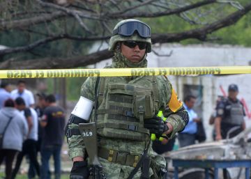 Pelo menos 24 pessoas morrem em uma explosão em Tultepec