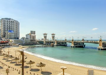 Alejandría reservará sus mejores playas para los extranjeros
