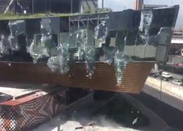 Parte de un lujoso centro comercial se derrumba en Ciudad de México