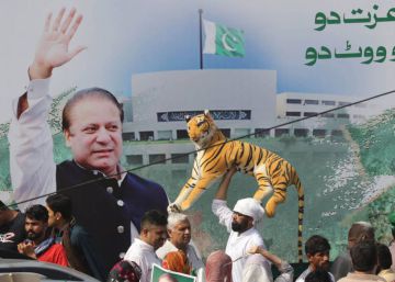 Detenido al regresar a Pakistán el ex primer ministro Nawaz Sharif