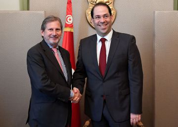 El cisma entre el presidente y su primer ministro agrava la crisis política en Túnez