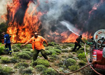 Grécia investiga “atividade suspeita” na onda de incêndios mais mortal de sua história