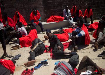 La UE expresa dudas respecto a las plataformas de desembarco para migrantes