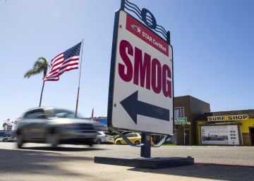 Trump propone rebajar los objetivos de reducción de gases de los coches