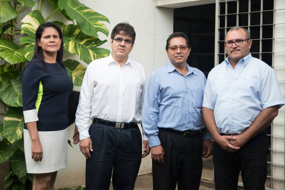 Gladys Jarquín y Javier Pastora, del Heodra; y Julio Sánchez, de Jinotepe y Javier Rojas, extrabajador del Hospital de Masaya.