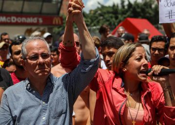 La oposición venezolana se moviliza en solidaridad con el diputado detenido