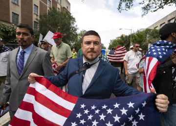 Extrema direita só consegue mobilizar 30 pessoas no primeiro aniversário de Charlottesville