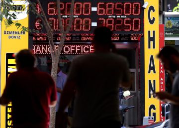 Turquia retalia EUA e dólar no Brasil ecoa crise mais uma vez