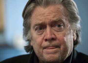 Un rechazo multitudinario fuerza a ‘The New Yorker’ a borrar a Steve Bannon de un evento