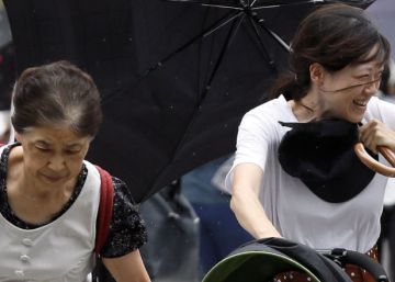 ‘Jebi’, el tifón más potente en 25 años, golpea Japón